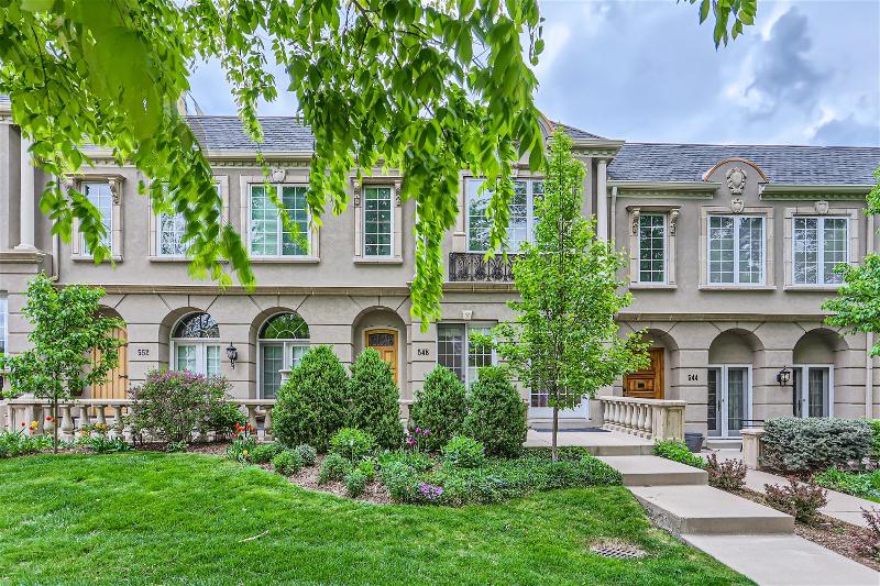 Stunning Townhome in IDEAL Cherry Creek North!