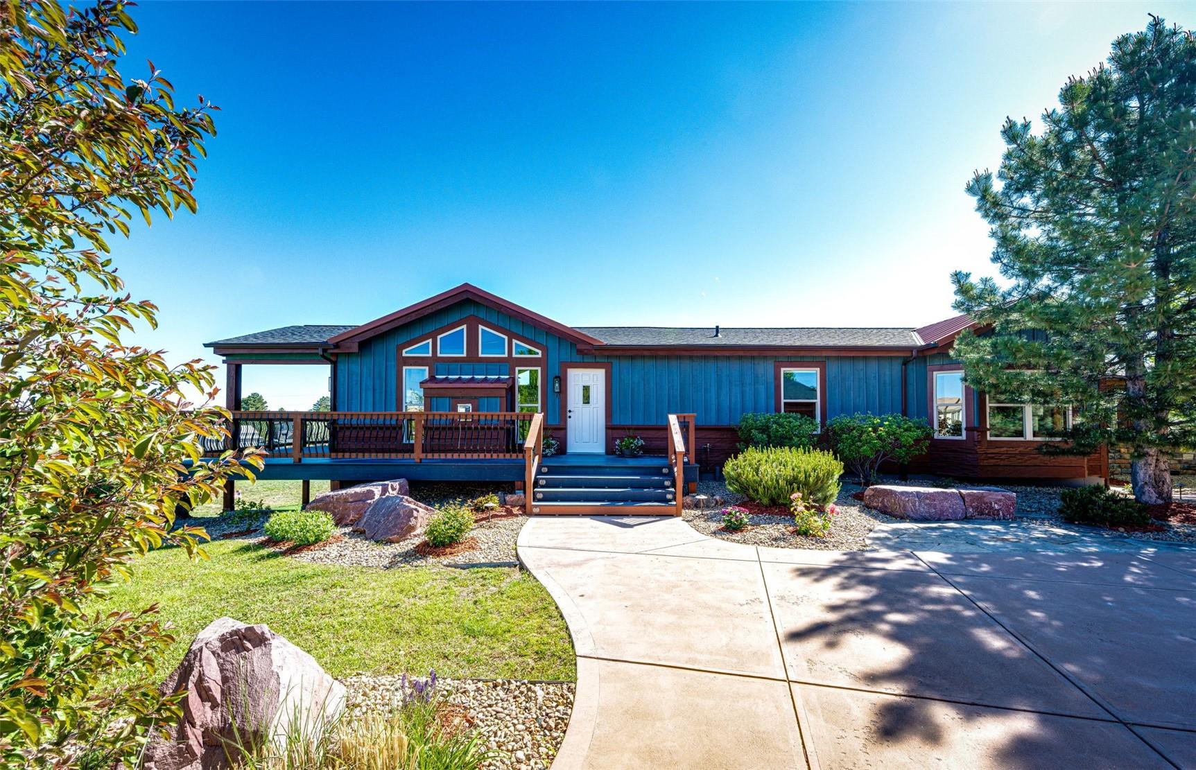 Luxury Ranch Retreat Horse property on 3 Acres