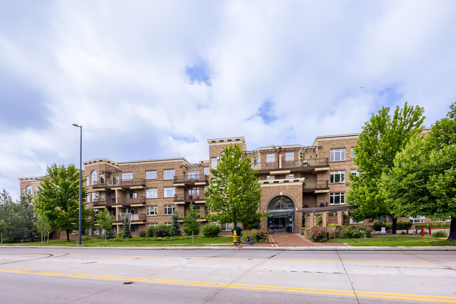 Walkable Cherry Creek Condo | Updated & Move-In Ready