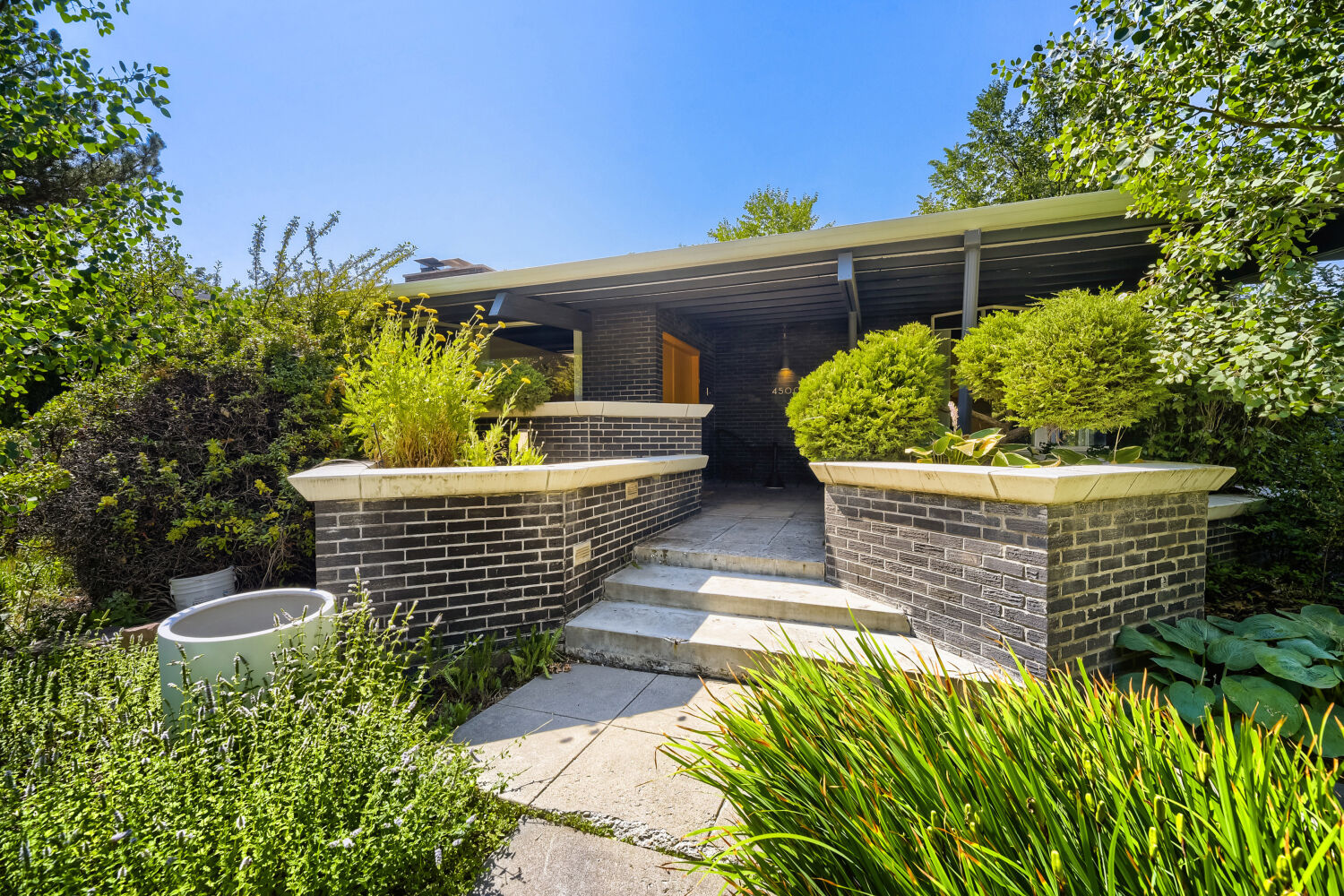 Timeless Art Deco Elegance | Fully Furnished Luxury Estate on 6th Avenue Parkway